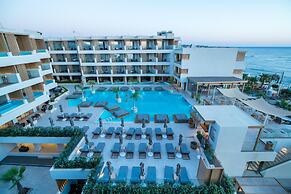Akasha Beach Hotel & Spa