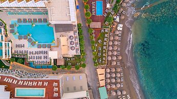 Akasha Beach Hotel & Spa