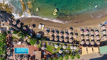Akasha Beach Hotel & Spa