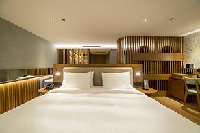 Akasha Beach Hotel & Spa