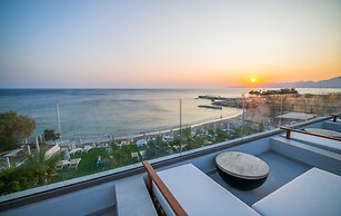 Akasha Beach Hotel & Spa