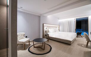 Akasha Beach Hotel & Spa