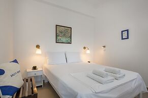 Kontokali Lake House