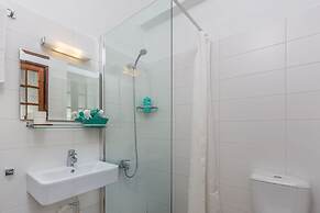 Kontokali Lake House