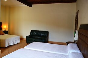 Apartamentos Turísticos Los Alisos