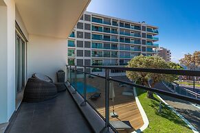 Monumental Residence