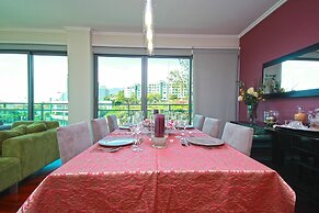 Monumental Residence