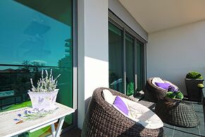 Monumental Residence