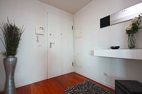 Monumental Residence