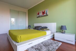 Monumental Residence