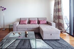 25 - Elegant apartment with Seaviews