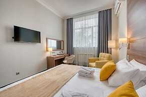 Riverside Kolomenskoe