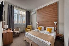 Riverside Kolomenskoe