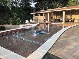 Luxva Hotel Boutique