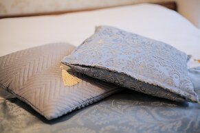 Grand Court Namba 205