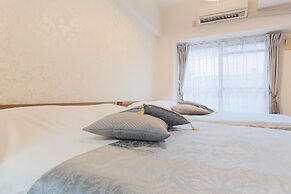 Grand Court Namba 205