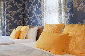 Grand Court Namba 206