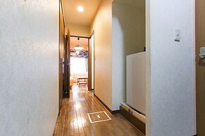 Grand Court Namba 206