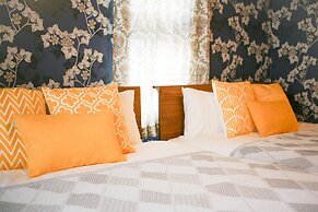 Grand Court Namba 206