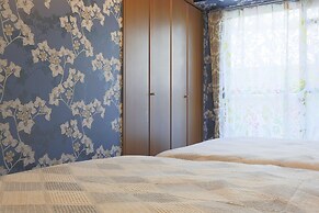 Grand Court Namba 206