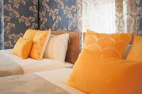 Grand Court Namba 206