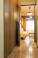 Grand Court Namba 206