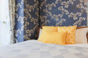 Grand Court Namba 206