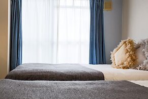 Grand Court Namba 401