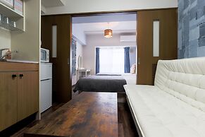 Grand Court Namba 401