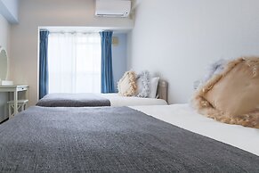 Grand Court Namba 401