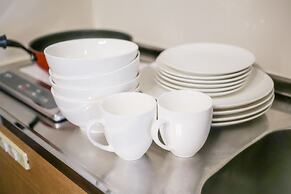 Grand Court Namba 402