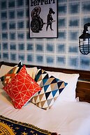 Grand Court Namba 402