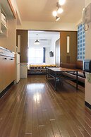 Grand Court Namba 402