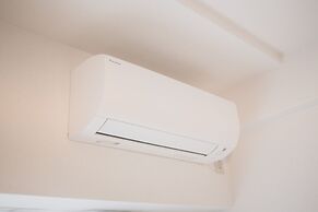 Grand Court Namba 402