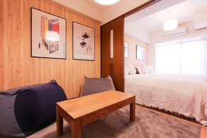 Grand Court Namba 605