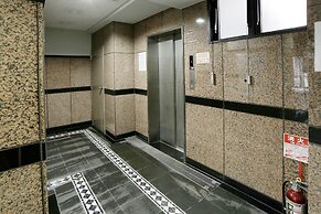 Grand Court Namba 701