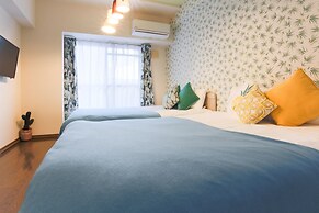 Grand Court Namba 701