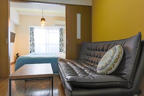 Grand Court Namba 701