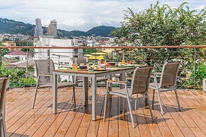 SKYVIEW Resort Phuket Patong Beach