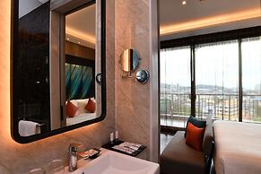 SKYVIEW Resort Phuket Patong Beach