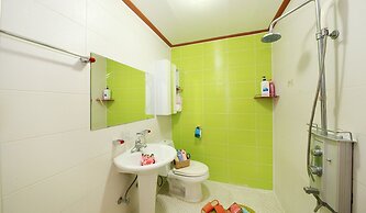 Lake Scenery Pension