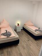 Köln Aachener Weiher WG 1-4