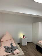 Köln Aachener Weiher WG 1-4