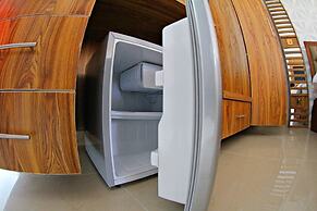 Salama Bling Beach Resort