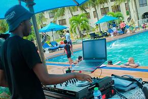 Salama Bling Beach Resort