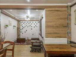 Coffee Swings Lodging House