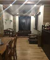 Coffee Swings Lodging House