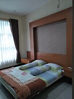 OYO 1740 Tekmira Residence Supratman Syariah