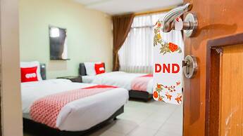 OYO 1740 Tekmira Residence Supratman Syariah