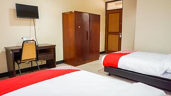 OYO 1740 Tekmira Residence Supratman Syariah